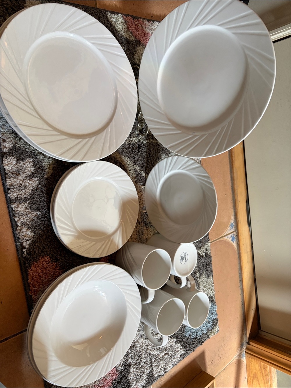 Pfaltzgraff White Swirl Ceramic Dinnerware Set “Joyce”